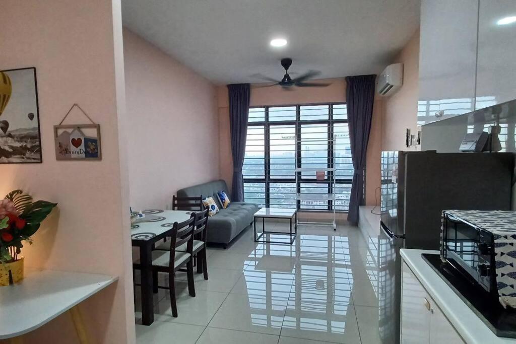 Homestay Arc Cozyhome Austin Hills 4-5Pax ยะโฮร์บาห์รู ภายนอก รูปภาพ